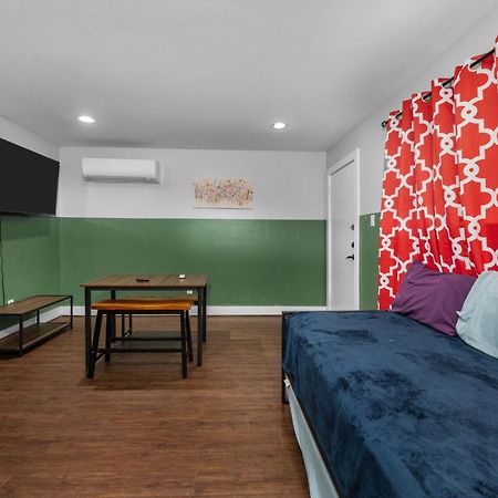 Rustic 1Br Apartment Near Medcenter-Uh-Nrg هيوستن المظهر الخارجي الصورة